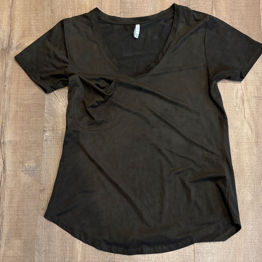 Z Supply suede - like olive army green slouchy pocket t shirt